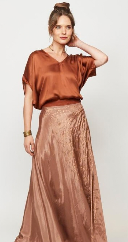 Top V Camel