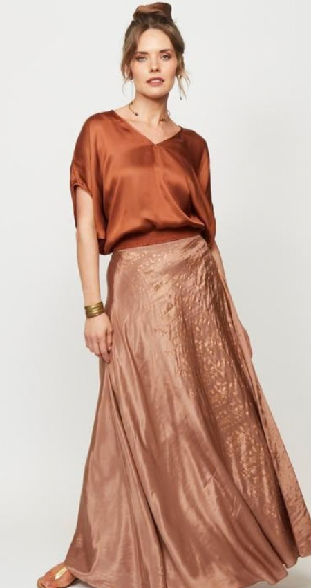 Top V Camel