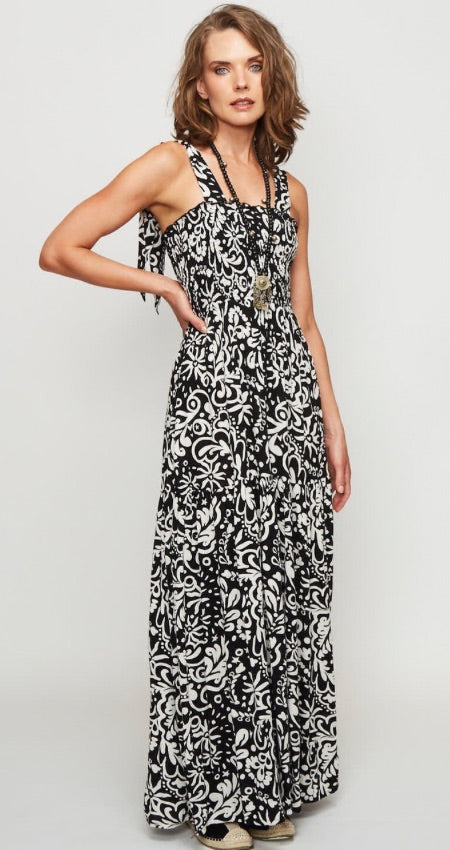 Vestido Barcelona black tribal stars